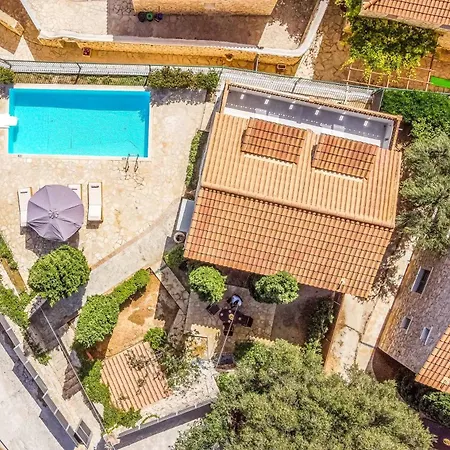 Yiannis Villa